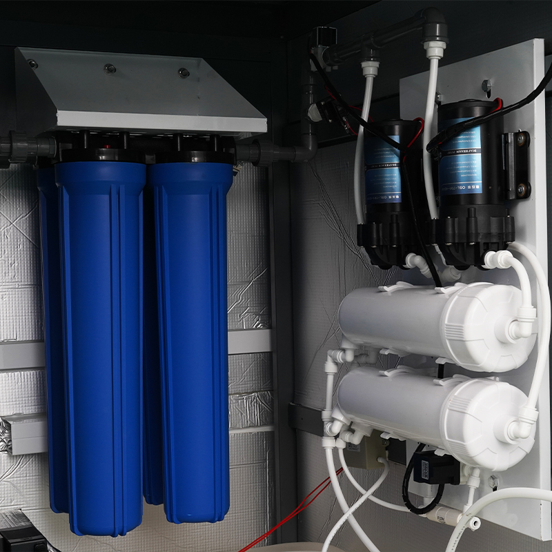Aurora single water vending machine